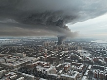 В загоревшемся здании супермаркета «Лента» в Томске обрушилась кровля