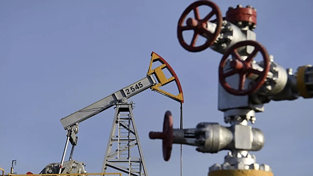 Министры стран ОПЕК+ согласовали рост добычи нефти в июне