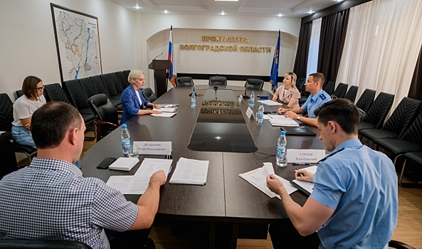 Прокурор Волгоградской области выслушал жалобы предпринимателей