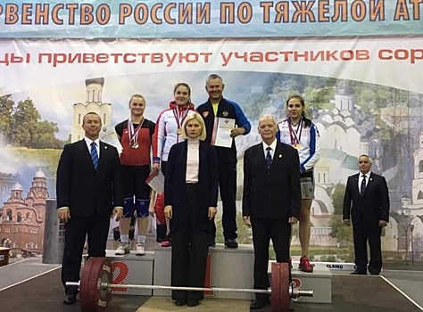 Шадринские тяжелоатлеты завоевали четыре медали на первенстве России
