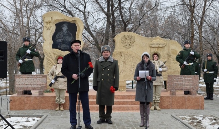 Под Волгоградом почтили память Героя России Александра Колгатина