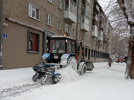 В Новосибирске на закупку снегоуборочной техники потратили почти 800 млн рублей