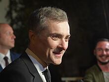 Сурков встал в патриотическую очередь