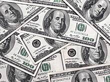 Возможность снижения курса до 90 рублей за доллар оценили словами «еще падать и падать»