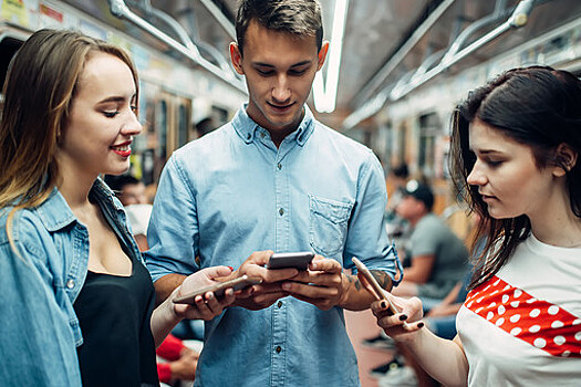 Адвокат Воробьева: просмотр содержимого чужого телефона уголовно наказуем