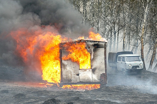 В Белгородской области начались пожары после обстрела ВСУ