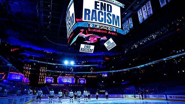 Бывший сотрудник НХЛ подал на лигу в суд. Он утверждает, что был уволен за разоблачение расизма в отделении в Тампе