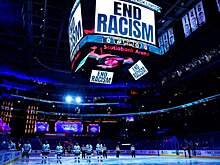 Бывший сотрудник НХЛ подал на лигу в суд. Он утверждает, что был уволен за разоблачение расизма в отделении в Тампе