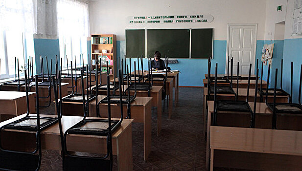 Занятия во второй смене в школах Магадана отменили из-за штормового ветра