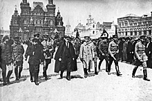 Почему Ленин в марте 1918 года «сбежал» из Петрограда в Москву
