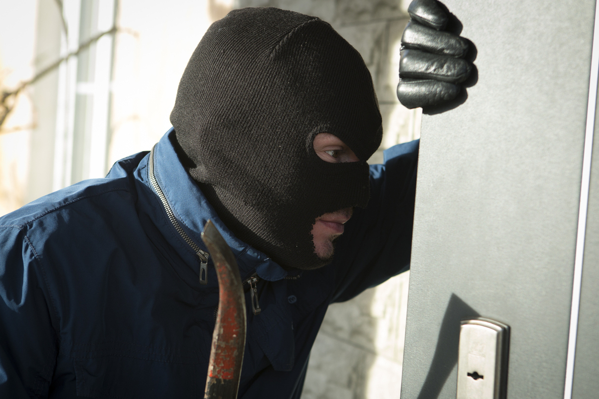 Ранее судимый сибиряк ограбил офис управляющей компании в Москве