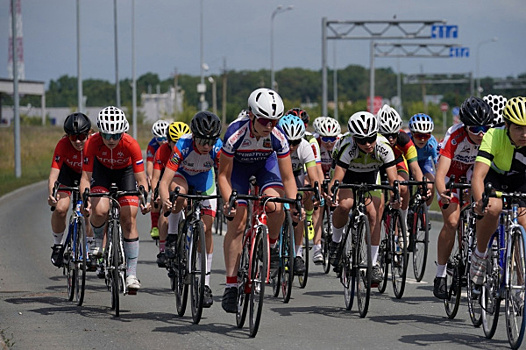 В Самаре начались всероссийские соревнования по велоспорту на шоссе