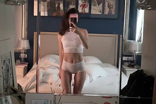 Ида Галич похвасталась фигурой в нижнем белье