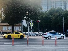 «Хотели посмотреть на реакцию людей»: Продавцы арбузов на Porsche в Краснодаре снимали социальный ролик