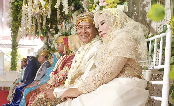 В Индонезии ввели уголовную ответственность за секс до свадьбы