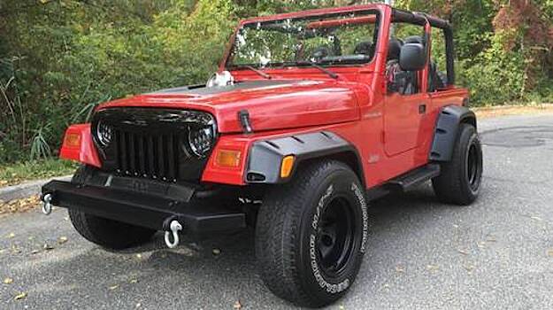 В США скрестили Jeep Wrangler и Toyota Supra