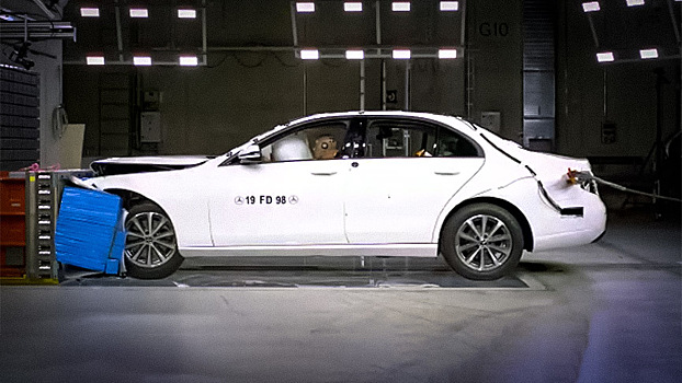 Появилось видео краш-тестов Mercedes E-Class российской сборки