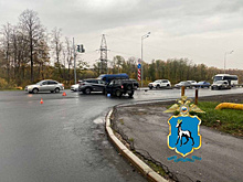 Двое взрослых и ребенок попали в больницу после массового ДТП в Самаре