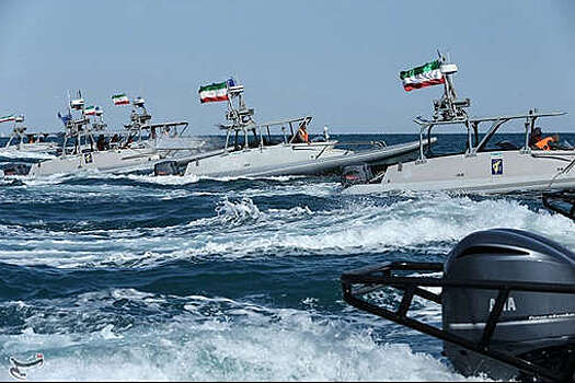 КСИР перехватил в Ормузском проливе танкер с контрабандным топливом