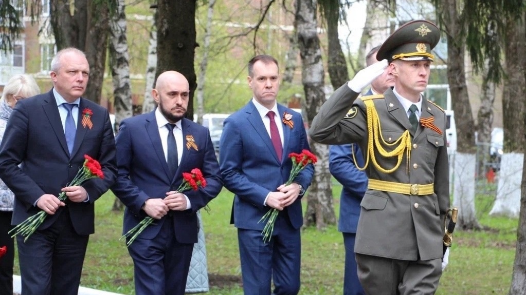 На Введенском кладбище сегодня почтили память вологжан, погибших в годы Великой Отечественной войны