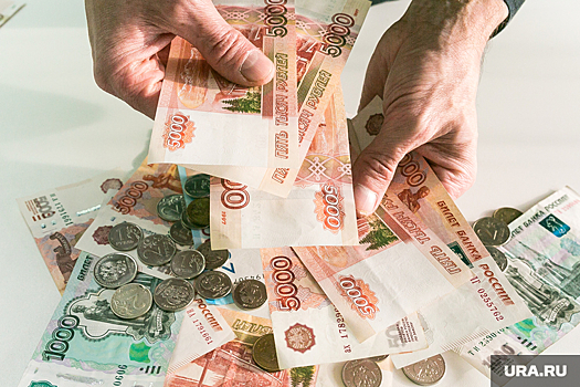 Миронов заявил о триллионах рублей, которые могли бы пойти на 13-ю пенсию