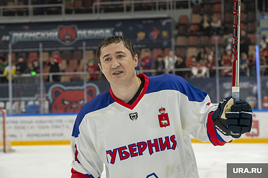 Губернатор Махонин сыграл в хоккей против вице-президента КХЛ