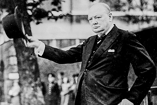 Вставную челюсть Черчилля выставили на аукцион
