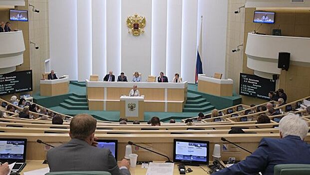 В Совфеде обеспокоены неравномерным распределением средств в рамках ФОМС