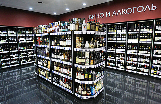 Пьяный муж убил жену — в Оше уничтожат 3 мини-грузовика алкоголя