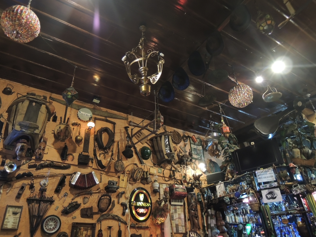 Irish Pub