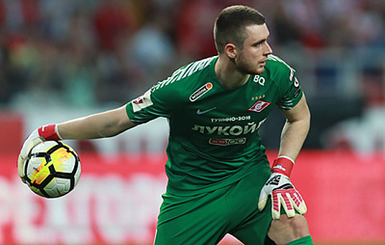 Вратарь "Спартака" Селихов пропустит три месяца из-за перелома пальца