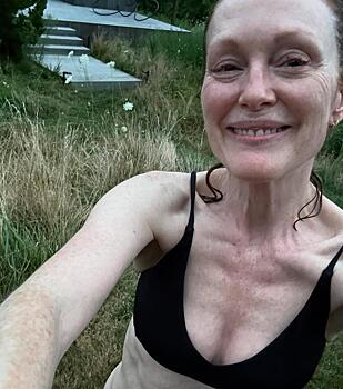 64-летняя Джулианна Мур шокировала подписчиков честным снимком в бикини без макияжа: «Выглядит болезненно»