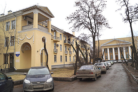 Почему в Волгограде не хватает средств на ремонт исторических зданий