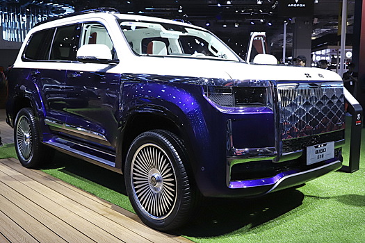 Обещанный россиянам внедорожник BAIC обрел ультрароскошную версию