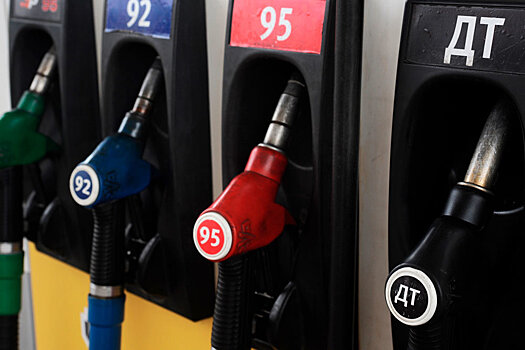 Цены на бензин в США третий день обновляют исторические максимумы