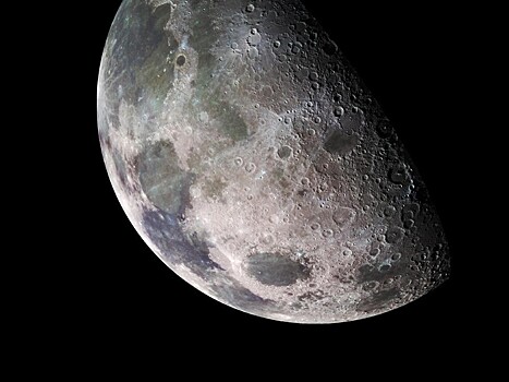 "Роскосмос" перенес запуски лунных миссий