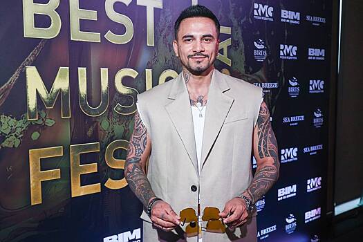 Изменившего жене с Лерчек популярного рэпера уличили еще в одной измене