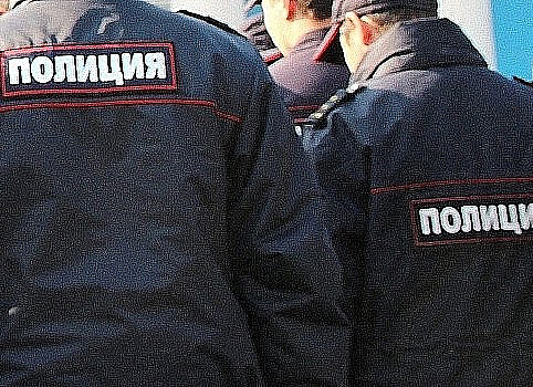 Полиция Владивостока заинтересовалась голым посетителем цветочного салона