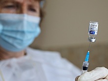 Аллергия на вакцину от COVID-19 может вызвать паралич