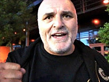 Джон Фьюри в ярости: хочет навалять президенту UFC