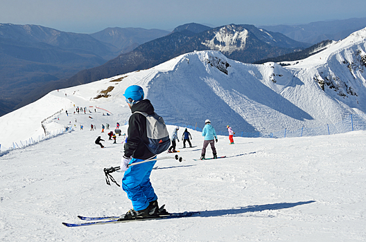 Названы самые популярные горнолыжные курорты РФ