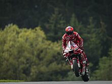 Франческо Баньяя выиграл Гран При Австрии MotoGP