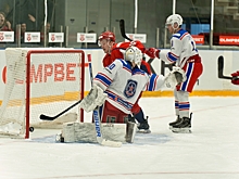 ХК «Ижсталь» победил тульский «АКМ»