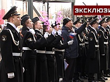 Самые душевные песни: военные поздравили 99-летнего ветерана с Днем Победы в Мурманске