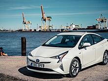 «Дизельный» Toyota Prius на дороге удивил жителей Приморья