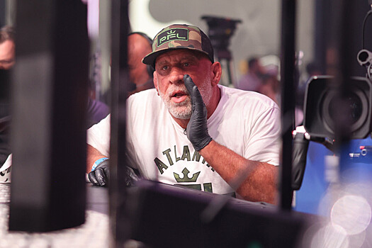 Легенда UFC госпитализирован после пожара