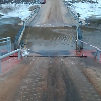 Мост через Оку затопило