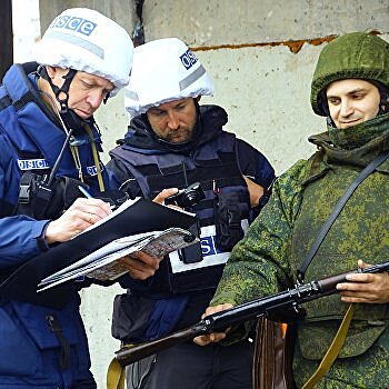 Войска в Донбассе и беда в бюджете. Главные события Украины за неделю от экспертов