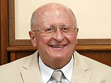 Гинцбург поддержал идею введения ковид-паспортов