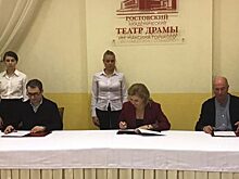 «По дорогам фронтовых театров»: студенты ГИТИСа с военными спектаклями объедут города России